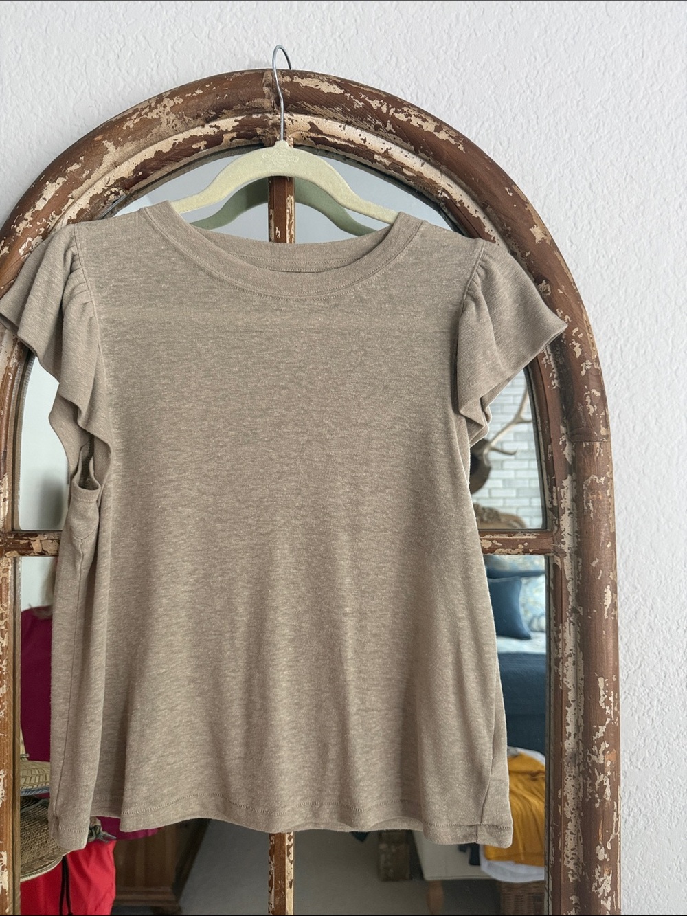 GAP Short Sleeve Crew Tee in Taupe Brown